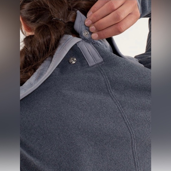 𝅺lululemon Presence Of Mind Jacket Fossil - Picture 7 of 11